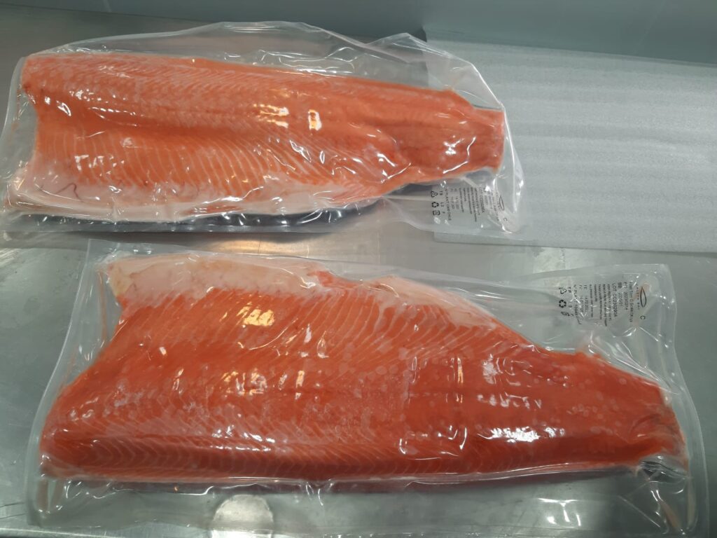 Tips Memasak Ikan Salmon agar Tidak Mudah Hancur dan Bau Amis